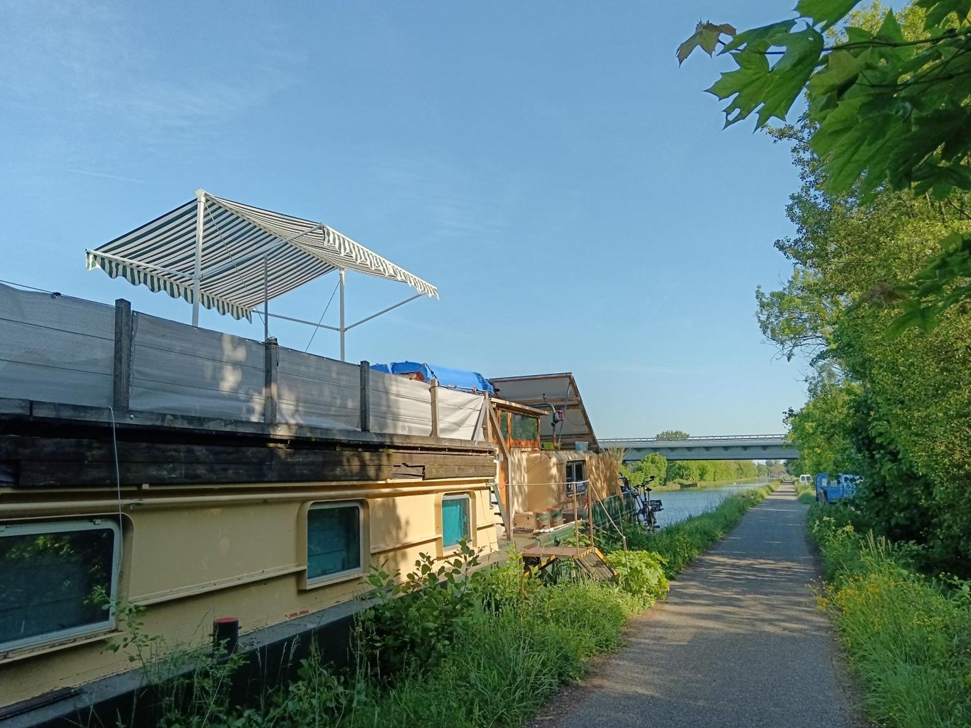 Le Logement Du Marinier Eckwersheim Room photo